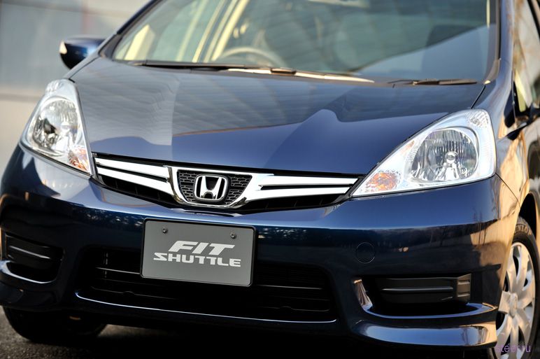 Honda Fit Shuttle дебютировал, но только на фотографиях (фото)