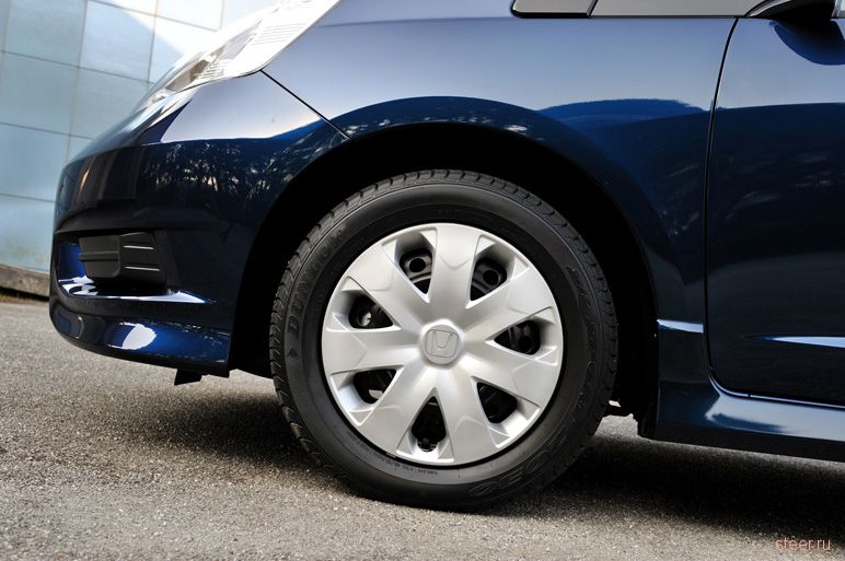 Honda Fit Shuttle дебютировал, но только на фотографиях (фото)