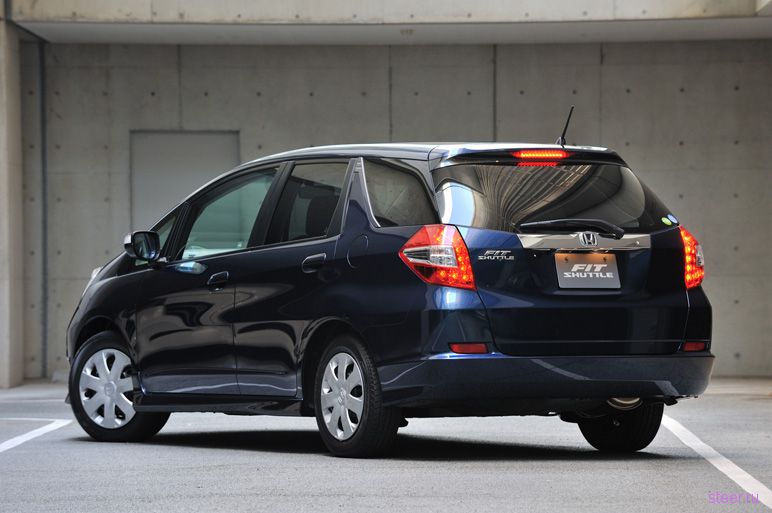 Honda Fit Shuttle дебютировал, но только на фотографиях (фото)