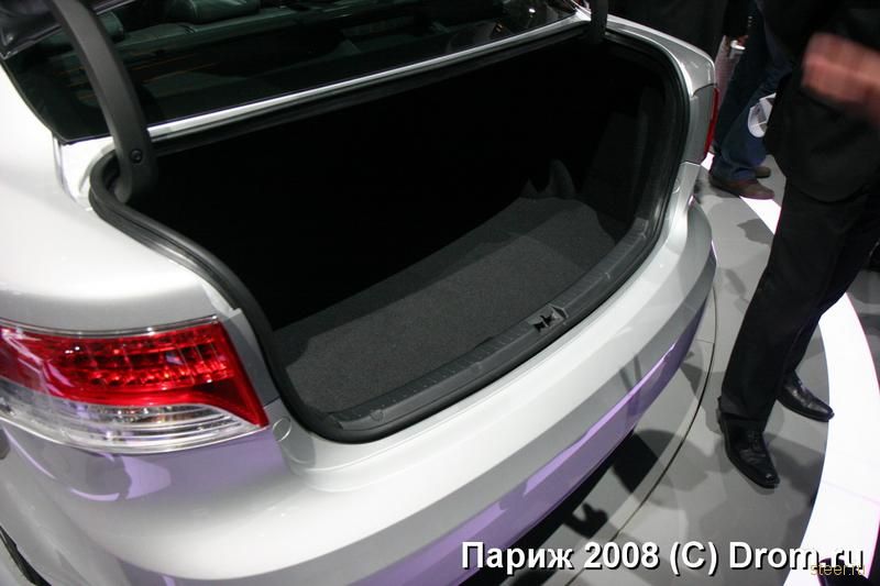 toyota avensis 2009