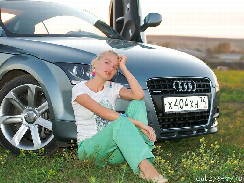 Российские красавицы и автомобили (фото)