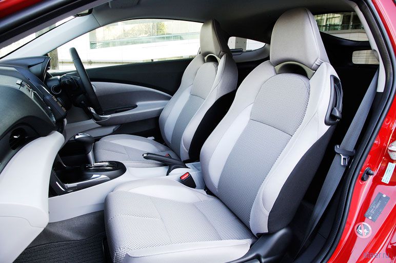 Mugen представил тюнинг для гибрида Honda CR-Z (фото)