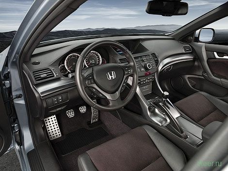 Официально представлена обновленная Honda Accord (фото)