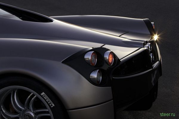 Официально представлен суперкар Pagani Huayra (фото)