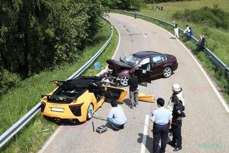 BMW безопаснее Lexus? (фото и видео)