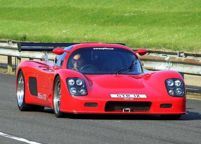 Самый быстрый суперкар Ultima GTR720 собирали на Украине (фото)