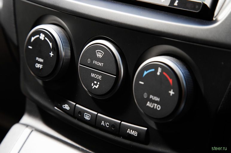 Новое поколение Mazda Premacy дебютировало в Японии (фото).