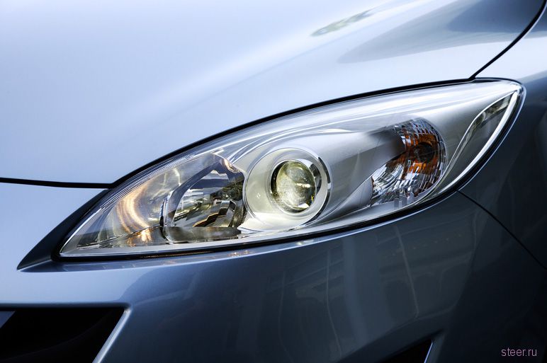 Новое поколение Mazda Premacy дебютировало в Японии (фото).