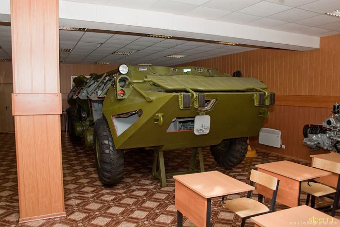 Автопром, за который не стыдно. Завод по производству военной техники (фото)