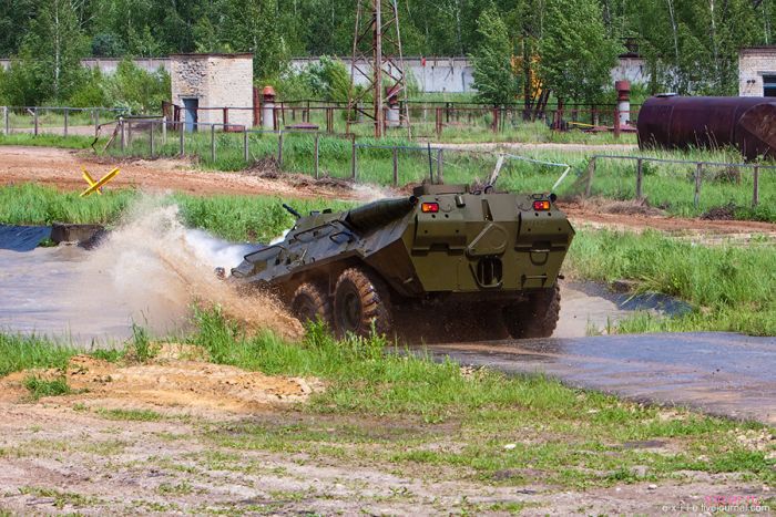 Автопром, за который не стыдно. Завод по производству военной техники (фото)