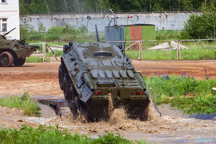Автопром, за который не стыдно. Завод по производству военной техники (фото)