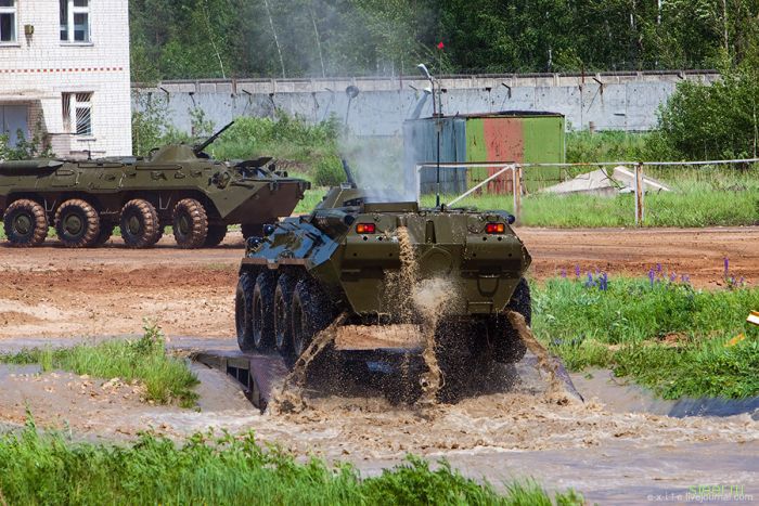 Автопром, за который не стыдно. Завод по производству военной техники (фото)