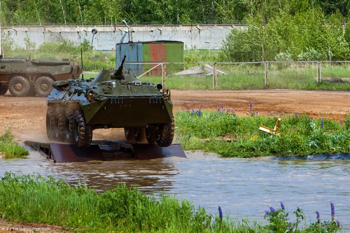 Автопром, за который не стыдно. Завод по производству военной техники (фото)
