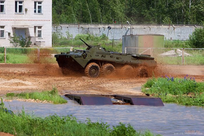 Автопром, за который не стыдно. Завод по производству военной техники (фото)