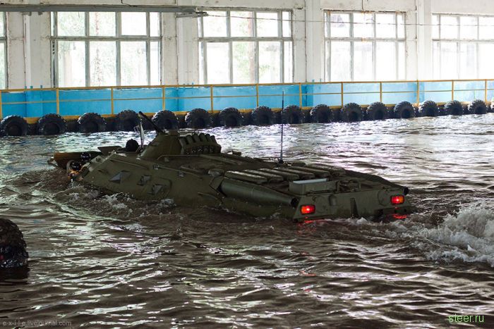 Автопром, за который не стыдно. Завод по производству военной техники (фото)
