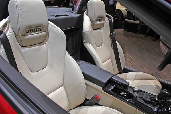 Новый Mercedes SLK: скорость и волшебство (фото)