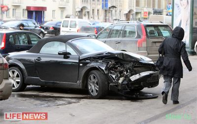 Audi TT врезалась в кортеж генпрокурора РФ (фото)