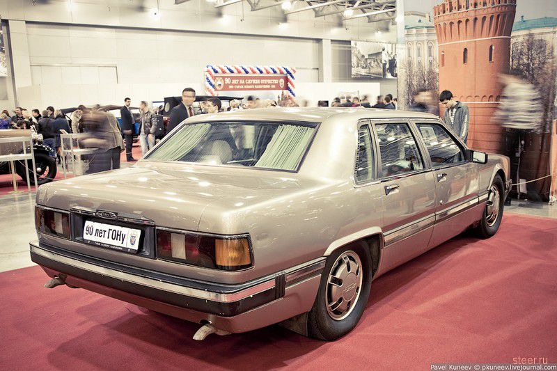  Гараж особого назначения. Авторские фото Павла Кунеева