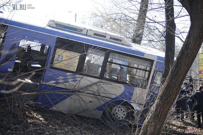 ДТП в центре Владивостока: два человека погибли (фото и видео)