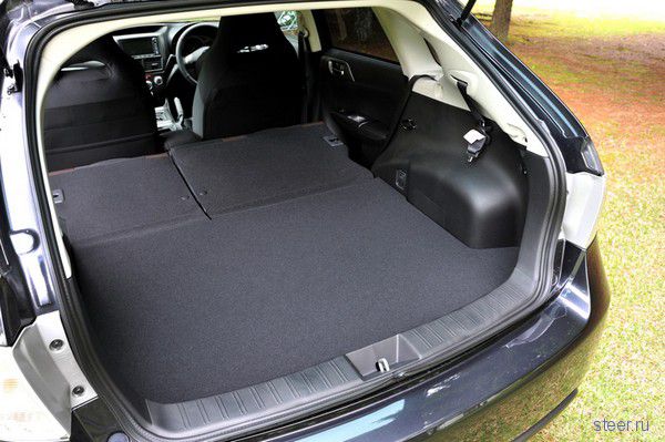 Кроссовер Subaru Impreza XV вышел на рынок Японии (фото)