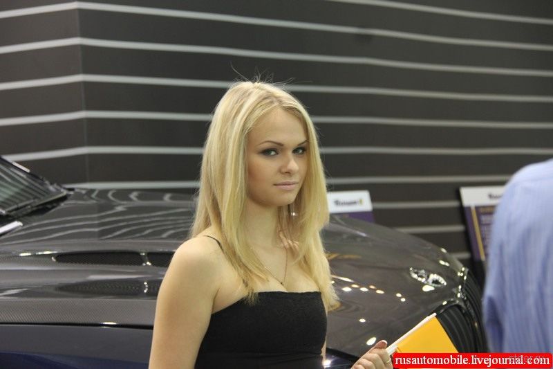 Самые красивые девушки автошоу Интеравто 2011 (фото)