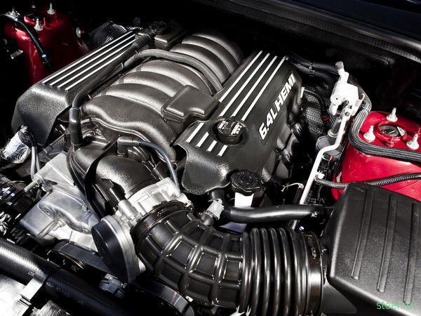 Jeep Grand Cherokee бросает вызов Кайену (фото)