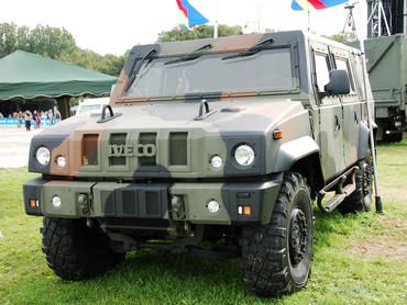 Российские военные будут ездить на иномарках (фото)