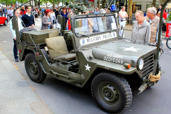 Автомобилю 125 лет: выставка в Берлине (фото)