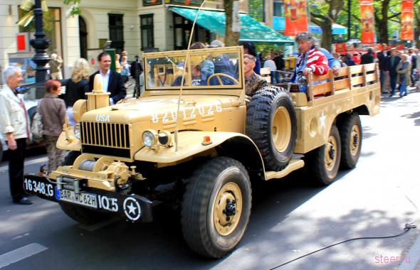 Автомобилю 125 лет: выставка в Берлине (фото)
