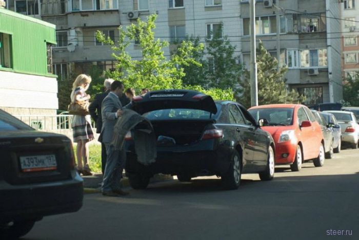 Частный случай: блондинка перепутала педали (фото)