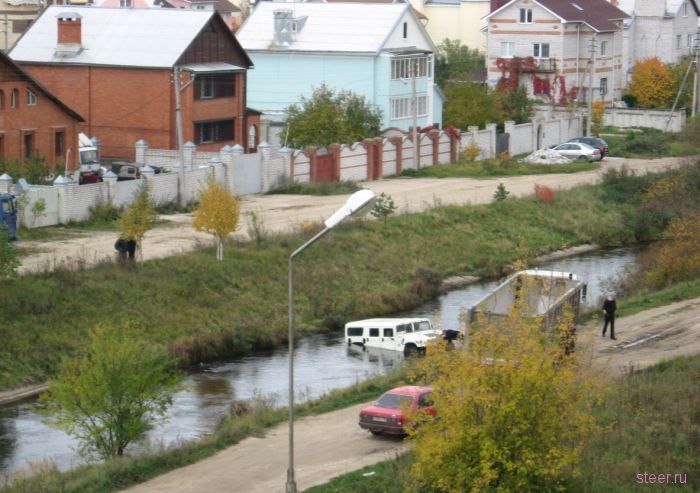 Hummer реку не перейдет (фото)